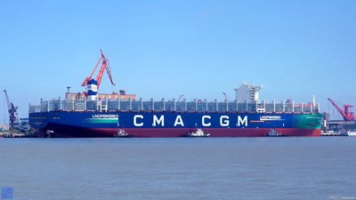 CMA CGM impõe sobretaxa de congestionamento portuária na Gâmbia